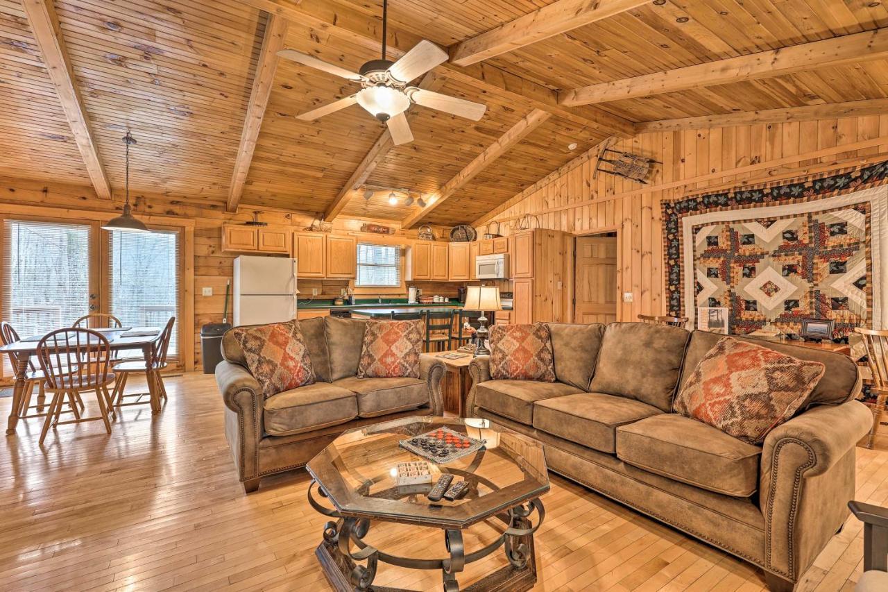 Cozy Grey Fox Cabin Between Boone And Blowing Rock Exterior photo